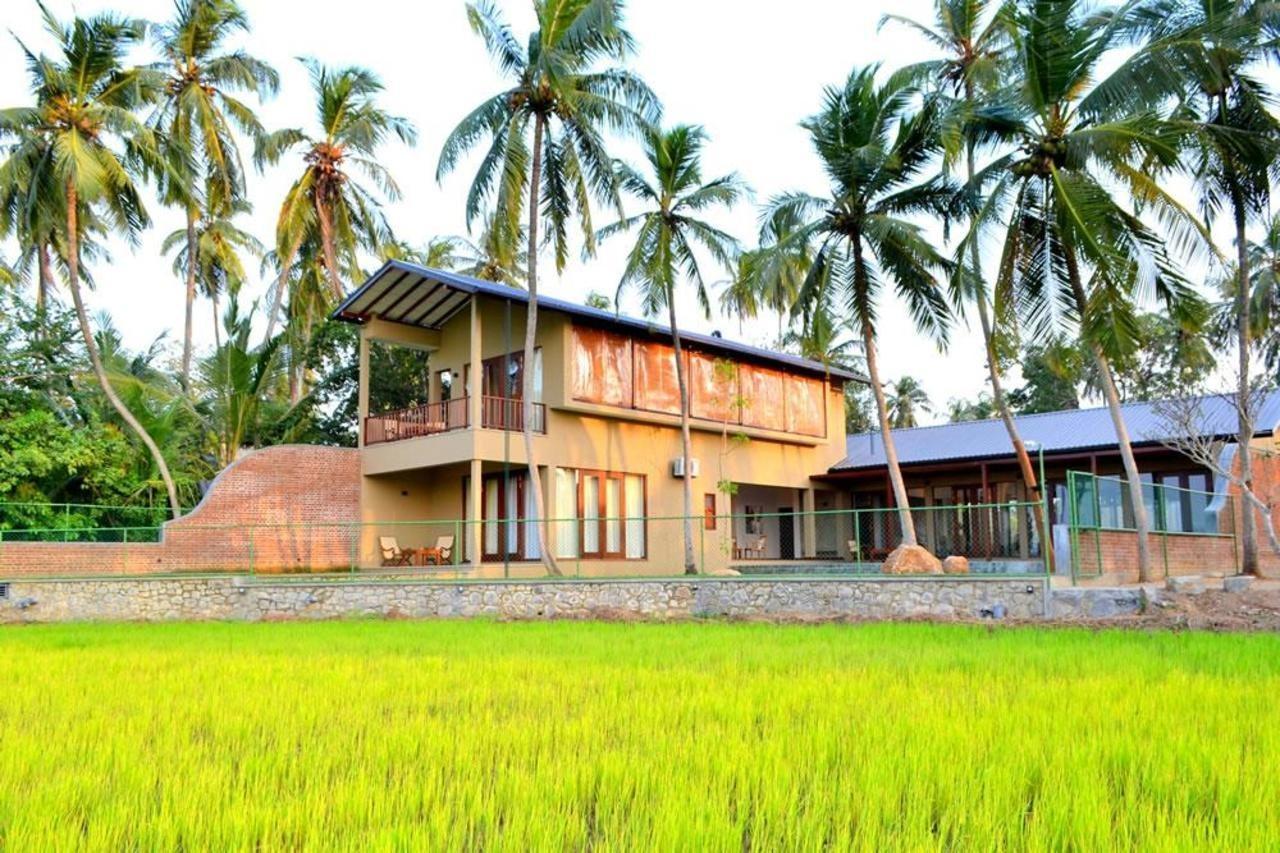 Kethaka Aga Hotel Tissamaharama Buitenkant foto